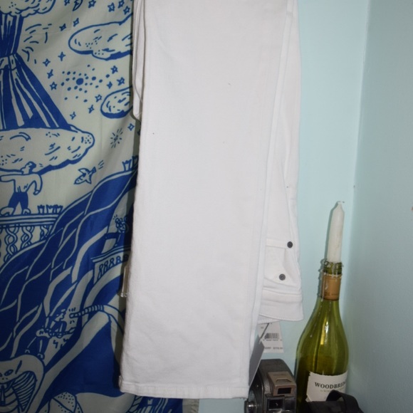 Never Worn White Jeans - Picture 2 of 2